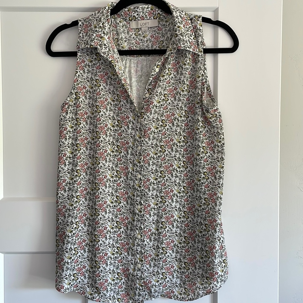 Loft floral button down tank top